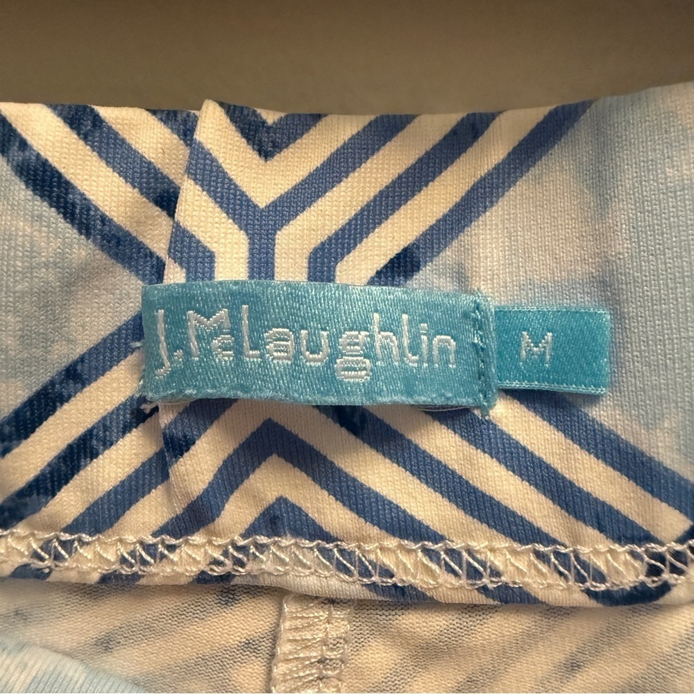 J. McLaughlin Blue and White Patterned Mini Skirt - Picture 2 of 4